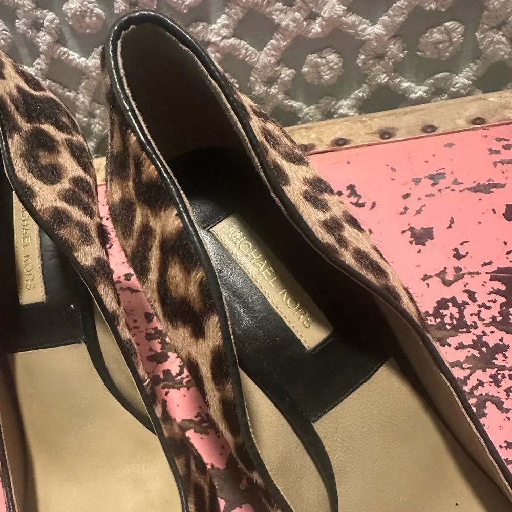MICHAEL KORS Leopard pony hair Stiletto Heels Sz 8.5 - Picture 9 of 10